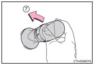 Utilisation de l'éclairage et des essuie-glaces